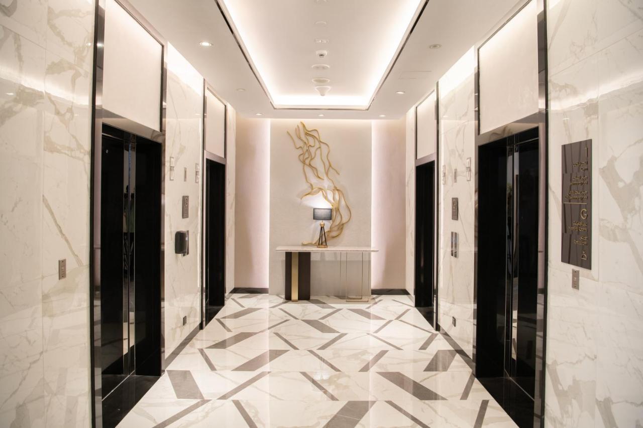 Damac Hills 2 Hotel, An Edge By Rotana Hotel ドバイ エクステリア 写真